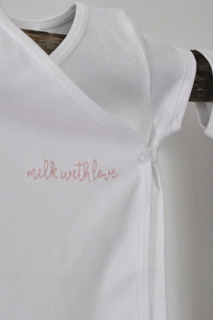 Body box Milk with love - Lot de 3 bodies en coton - You&MilkBody box Milk with love - Lot de 3 bodies en cotonBody box Milk with love - Lot de 3 bodies en coton