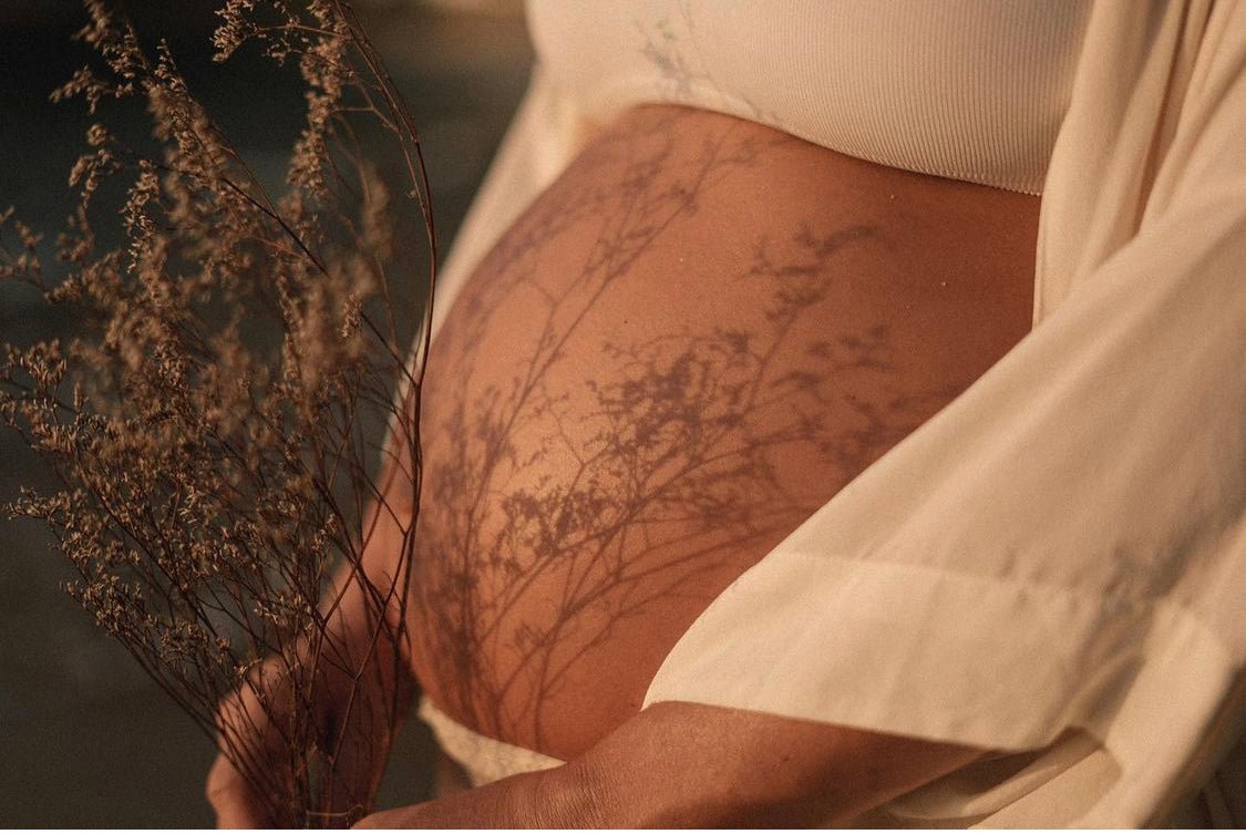 Huiles essentielles pendant la grossesse, l’allaitement, et le jour de votre accouchement ! - You&Milk