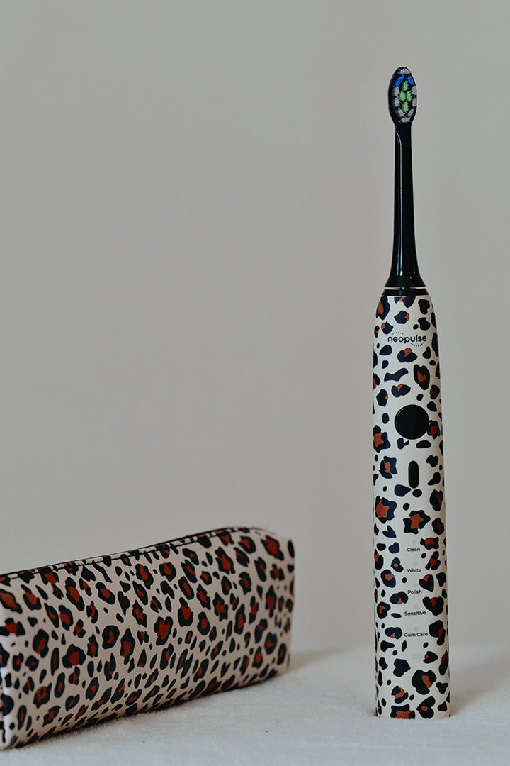 Leoparden-Zahnbürste Néopulse x You&Milk