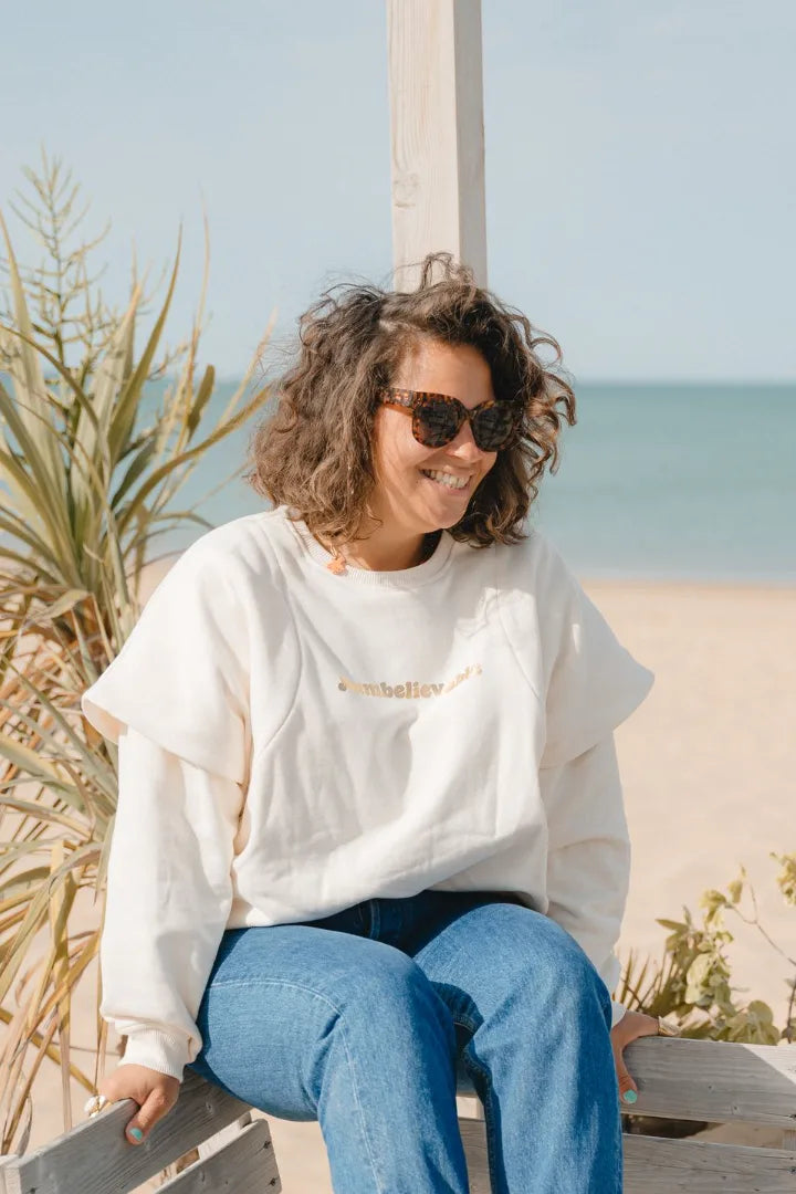 Mumbelievable breastfeeding sweatshirt 100% organic cotton ecru and gold